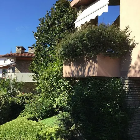 Maison Chérie Bed & Breakfast *